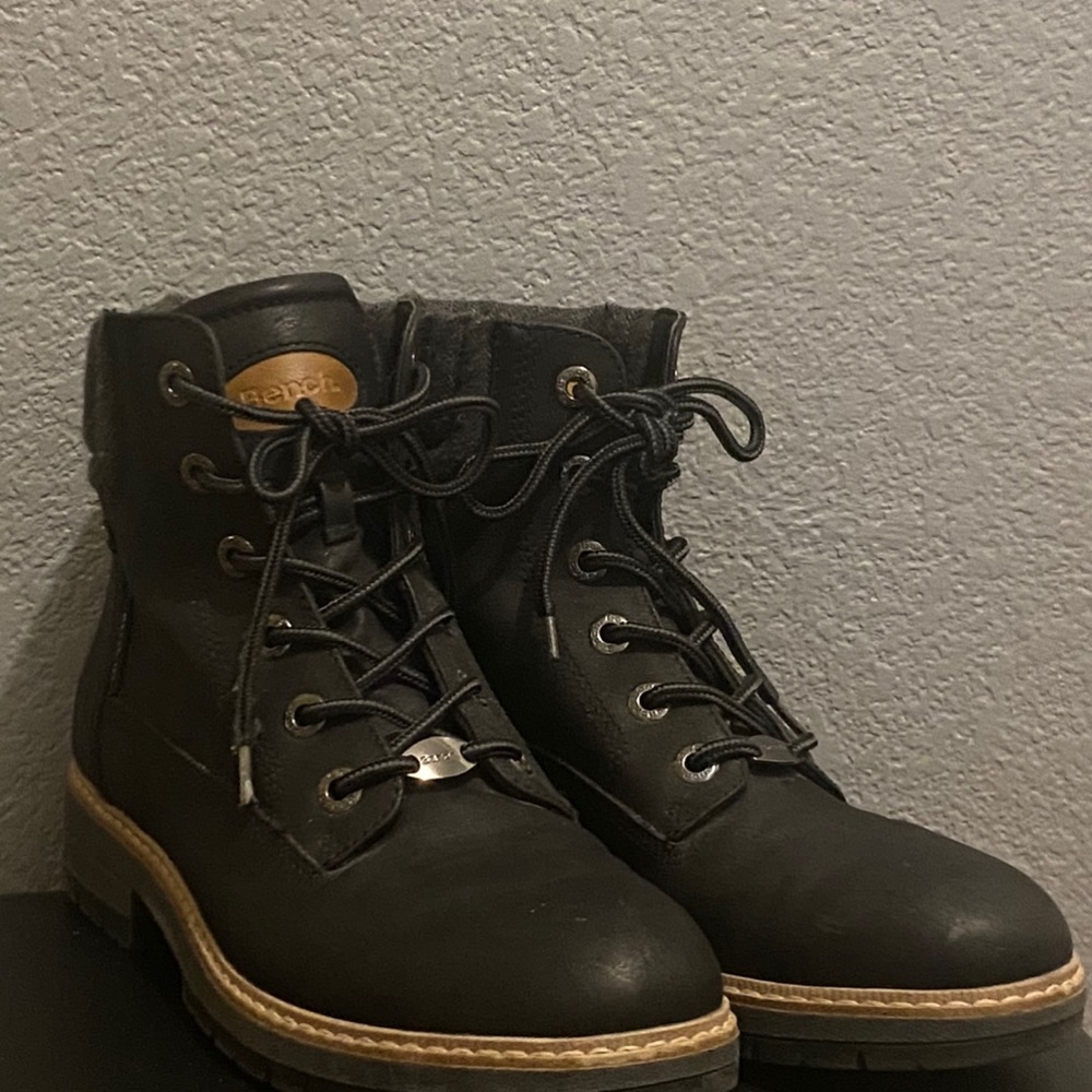 Bench Women’s Jayme Combat Style Boots